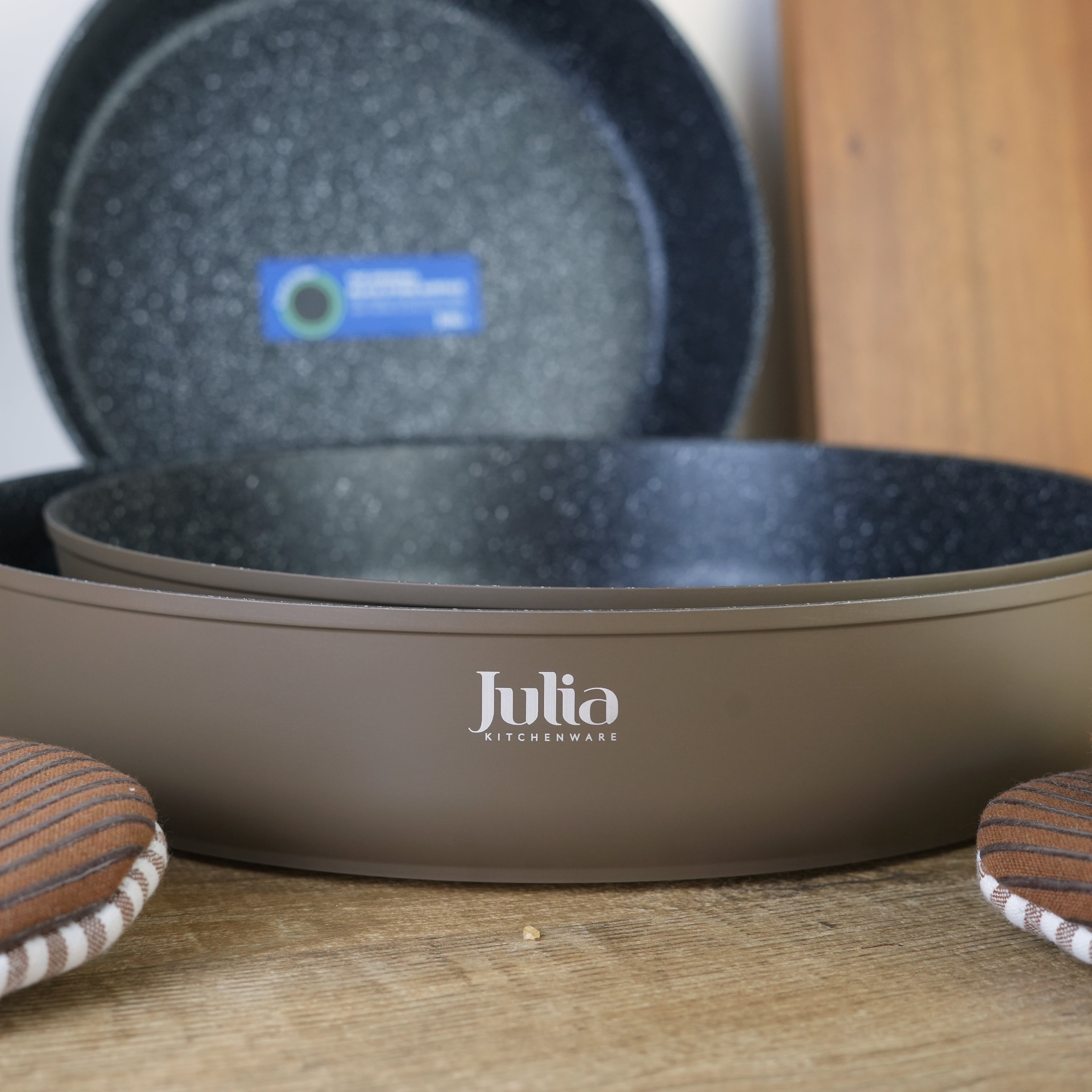 جوليا طقم صواني جرانيت بني 3قطع